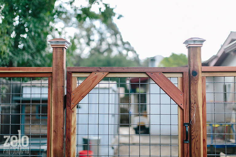 Redwood Fence With Hogwire Mesh