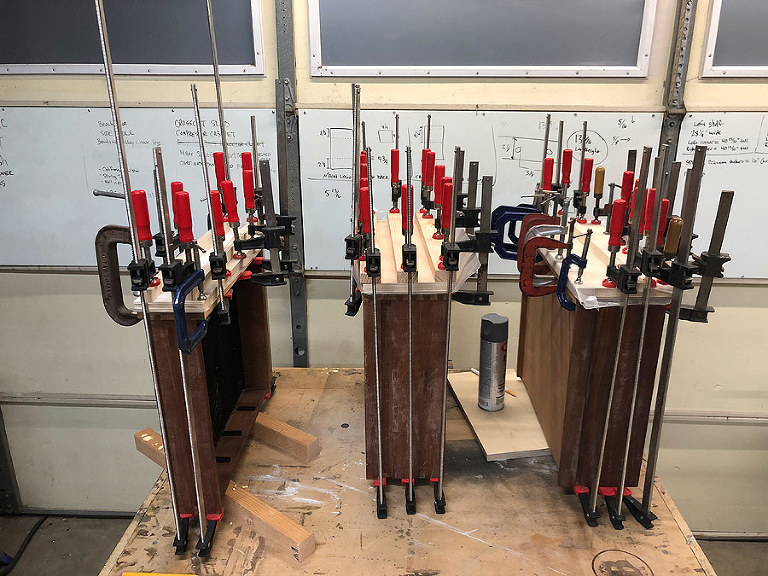 woodworking-clamps-for-furniture-repair